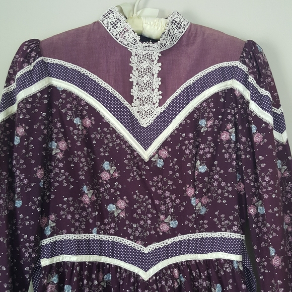 Vintage 1970's Purple Gunne Sax Prairie Dress by Jessica McClintock - Picture 10 of 14